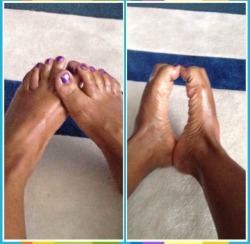 bigclitblackwomen:  thenewebonyfootportal:  Sweet and sexy toes