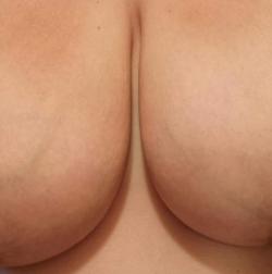 heavyandhanging:  nice pair of tits