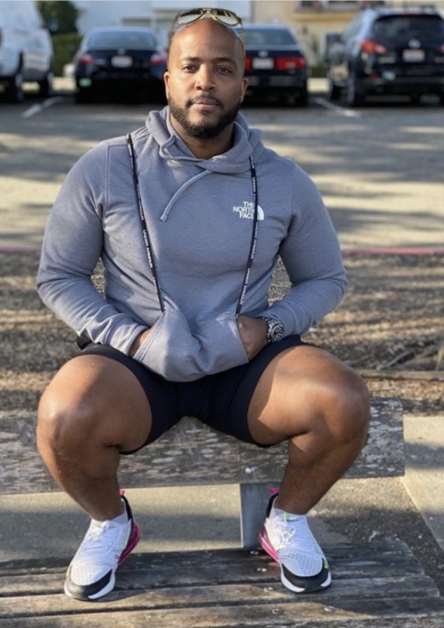 thickumsandthangs21:Thick Thighs