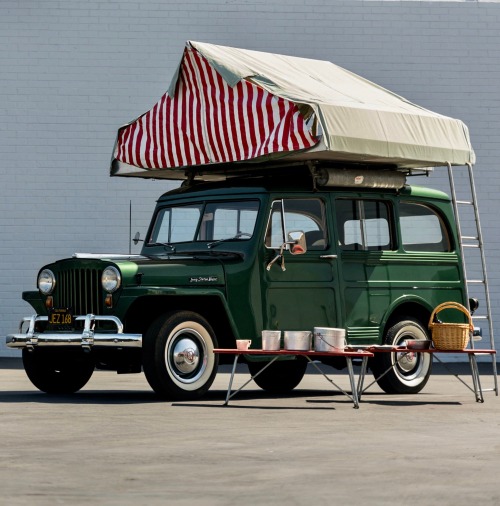 utwo:   1949 Willys Jeep Station Wagon Overland© r m sotheby’s
