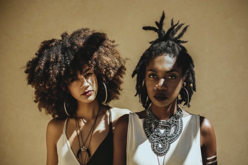 kingkesia:  tribe.  Photographer @jamieblak IG: alannanicolex | kingkesia   Beautiful <3Links: More Black Girls / All Girls Â .