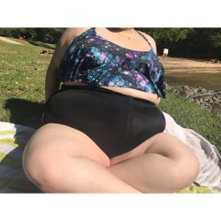 bbw-kitty-jpg:  lake day w babe  #feedeegirl #feedee #feeder