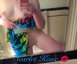 scarletkane:  Right after my shower 😄