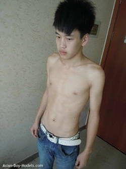asianboymodels:  cute 19years old asian boy with big cock  鲜,嫩…