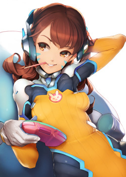 borealisowl:  Yellow D.Va, D.Va / atarumanOQ   