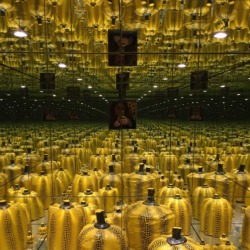 tokyowtch:  Yayoi Kusama, Lousiana Museum of Modern Art, Denmark