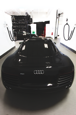 bossclassstyle:  Audi R8 