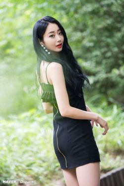 [HQ] Kyungri - 2000 x 3000