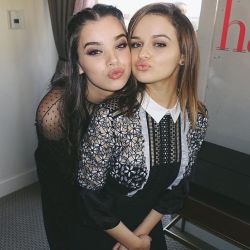 prettymissy4u:  Hailee Steinfeld & Joey King. ♥ 