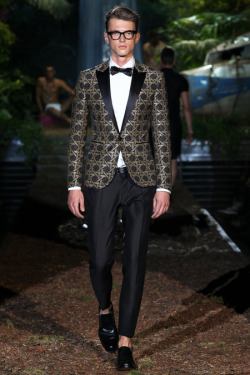 vogueguy:  http://vogueguy.tumblr.com  I think Dsquared2 have