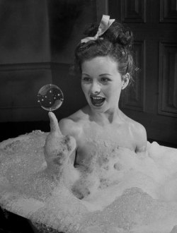 life:  Actress Jeanne Crain takes a bubble bath for her role