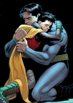 comicsfanclub:  Time for a hug!
