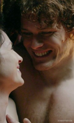 sassenach-of-frasers-ridge:  Their post coital smile 💜💜