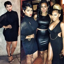 itsravaughn:  BLACKOUT!!!!! … the other night w/ my girls Adrienne