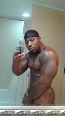 musclegalore:  YAAAAAAASSSSSS!So sexy!black male strippers  Mmm
