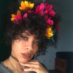 kieraplease:  I know it’s fall but I’m still a blossoming