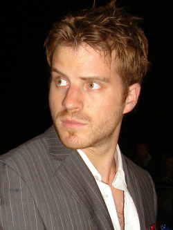 thefangover:  6/15 Robert Kazinsky