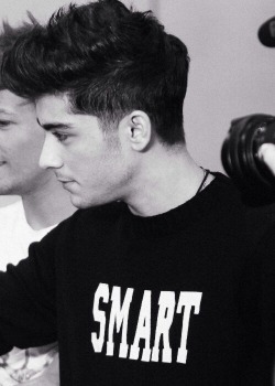 awesomeagu:  Zayn Malik, One Direction