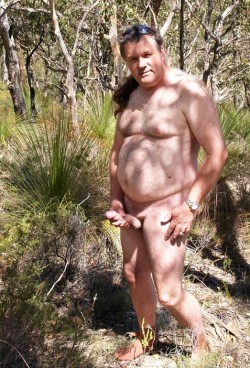 daddyelmer goes outdoors