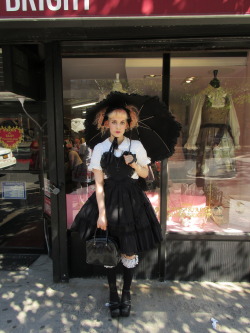 angel-embryo:  On Wednesday I attended a lolita meet in New York