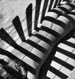 thequietfront:  Fernand Fonssagrives - Sand Fence c.1930 
