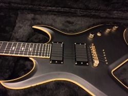 my guitar :3 black strings