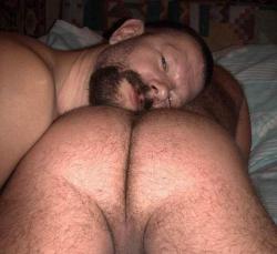 hairydaddyplease.tumblr.com/post/126644957913/