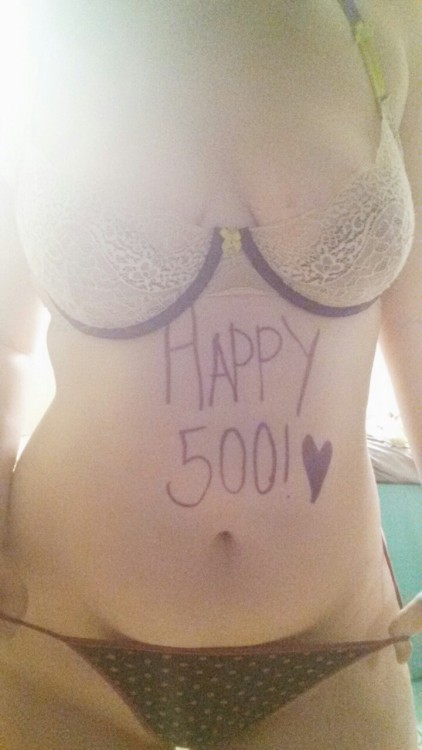 littlekittenlove:  Thanks for putting up with my shit, you guys â™¥  Our pleasure! “Happy 500!”