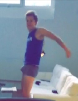 joe-sugg-lover:  Caspar Lee and his bulge with Joe Sugg looking