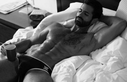 beardburnme:  _pablobordes_ Instagram