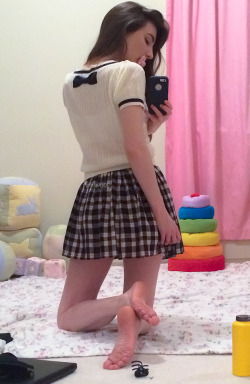 appleabdl:   I wore this to the movies  