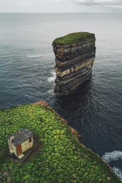 angel-kiyoss:  Ireland.