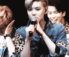 zelou:  choi junhong, you are one cocky little shit ಠ_ಠ 