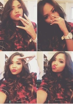 jasminevillegasstyle:  Hey guys it’s Sel! I know to been awhile
