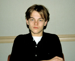 leonardoxdicaprio:   Photographed by: Jean Cummings (1994) 