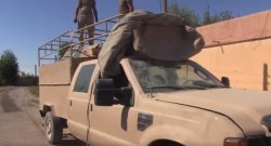 enrique262:  One of the infamous ISIS pickup trucks armed with