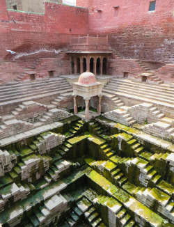jollyrogers777:  indiaincredible:  Step-wells in India by Victoria