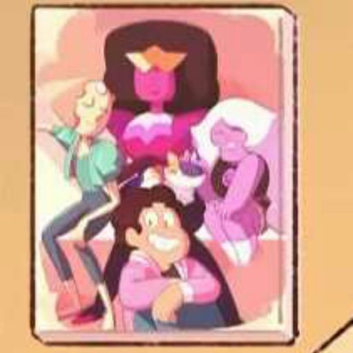 gems-n-kyojin:  Have these photos of su parents hugging or just