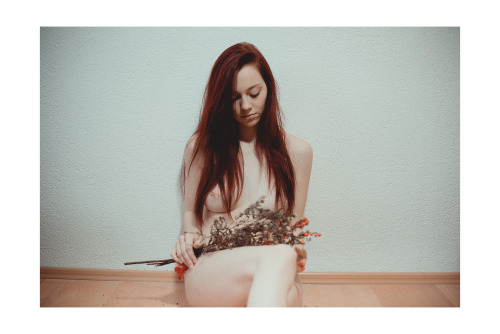 hellfritz-fotografie:  model | https://www.facebook.com/juliacrdsmodelphoto | Â https://www.facebook.com/Hellfritz-Fotografie-196063940580682/  â¤ï¸