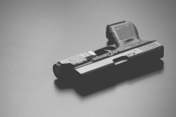 arteel:  Glock 19 w/ INFORCE APL 