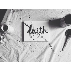 starcreativeworks:  “We live by faith, not by sight” 2 Corinthians