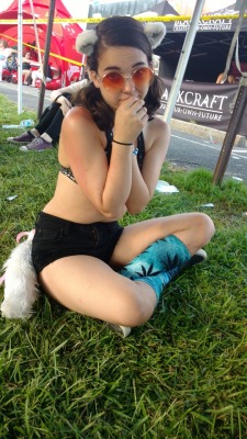 faerie-kitten-nymph:  Warped Tour was fucking amazing 