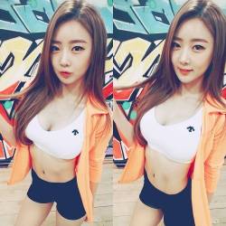 eyecandieskpop:  Dal Shabet Subin