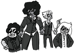 pearlwithketchup:  ((a quick lil gems in black scribble))