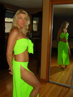 therealcandyundressed: Me trying on halloween costumes again,