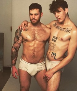 matthewcamp:  #funshoot #manbearpig #greaselightning #tightywhities