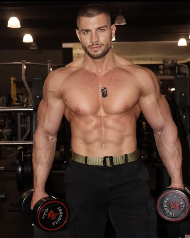 maxx-magnum: ALPHA.