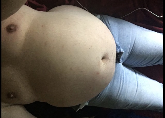 gorgingglutton:Another pair of Jeans fixing to be too tight but