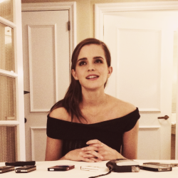 watsonlove:  Emma being interviewed in LA to promote Noah, Jan