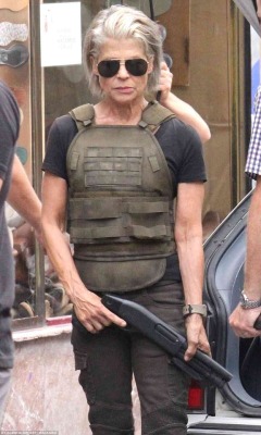 terminators:  SARAH CONNOR LIVES!  More set photos from Spain